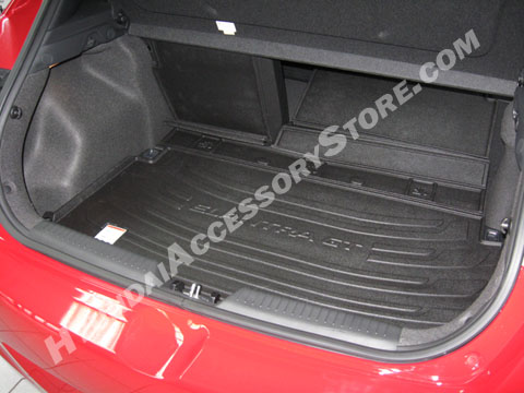 hyundai_elantra_gt_cargo_tray.jpg