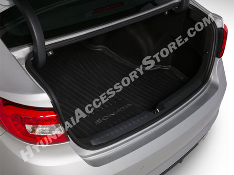 hyundai_sonata_reversible_cargo_tray.jpg